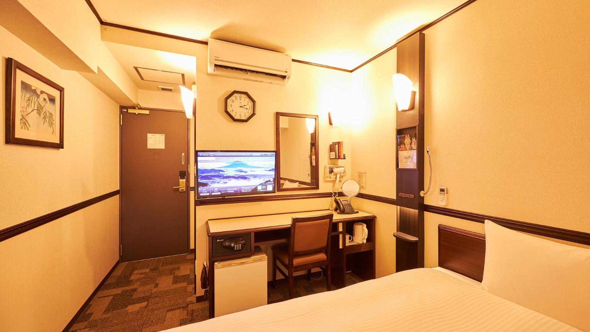 Toyoko Inn Osaka Tsuruhashi Ekimae Chambre photo